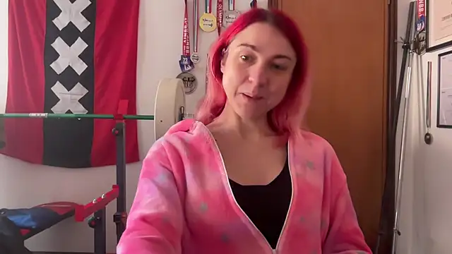 Nikky Divine online show from 01-10-25, 09:34