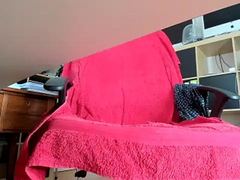 leccaleccafiga online show from 02-26-25, 08:37