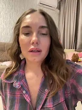 Chel sea  online show from 10-16-25, 10:33