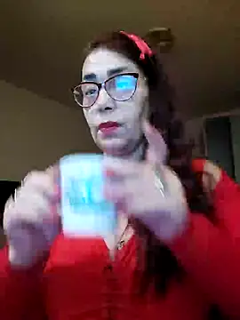 Snapshot of Chriss_Tinaa chatting on 12-20-24, 05:04 Chriss Tinaa online show from 12-20-24, 05:04