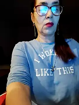 Snapshot of Chriss_Tinaa chatting on 01-04-25, 05:27 Chriss Tinaa online show from 01-04-25, 05:27