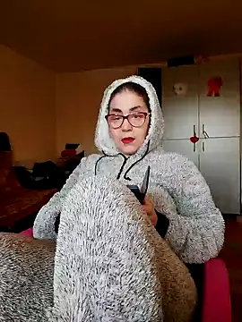 Snapshot of Chriss_Tinaa chatting on 02-11-25, 06:19 Chriss Tinaa online show from 02-11-25, 06:19