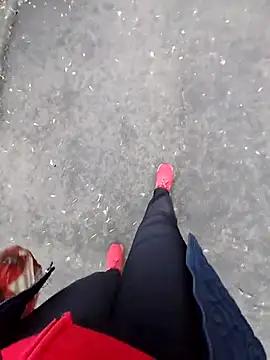 Snapshot of Chriss_Tinaa chatting on 02-15-25, 07:16 Chriss Tinaa online show from 02-15-25, 07:16