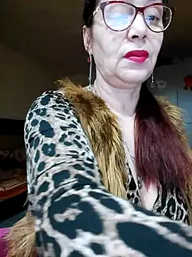 Snapshot of Chriss_Tinaa chatting on 02-16-25, 05:37 Chriss Tinaa online show from 02-16-25, 05:37