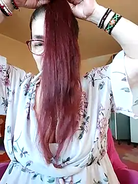 Snapshot of Chriss_Tinaa chatting on 03-10-25, 05:54 Chriss Tinaa online show from 03-10-25, 05:54