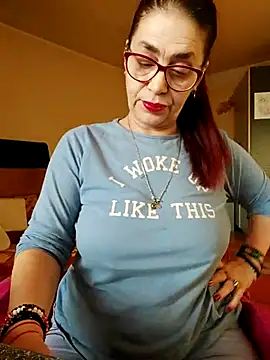 Snapshot of Chriss_Tinaa chatting on 03-12-25, 05:35 Chriss Tinaa online show from 03-12-25, 05:35