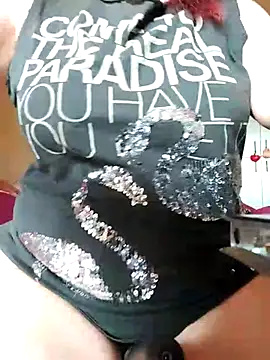 Snapshot of Chriss_Tinaa chatting on 03-14-25, 08:42 Chriss Tinaa online show from 03-14-25, 08:42