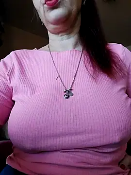 Snapshot of Chriss_Tinaa chatting on 03-20-25, 06:08 Chriss Tinaa online show from 03-20-25, 06:08