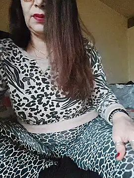 Snapshot of Chriss_Tinaa chatting on 02-17-26, 09:28 Chriss Tinaa online show from 02-17-26, 09:28