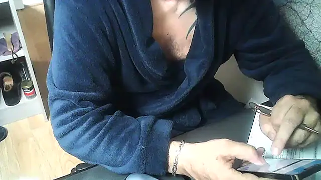 DUDURAxh online show from 11-19-25, 08:03