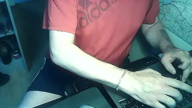 DUDURAxh online show from 11-30-25, 03:16