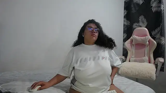 Snapshot of mabigomez00 chatting on 02-26-26, 09:19 mabigomez00 online show from 02-26-26, 09:19