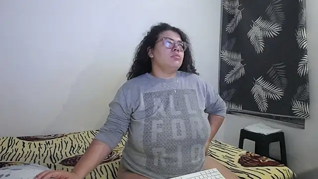 mabigomez00 online show from 07-26-26, 10:33
