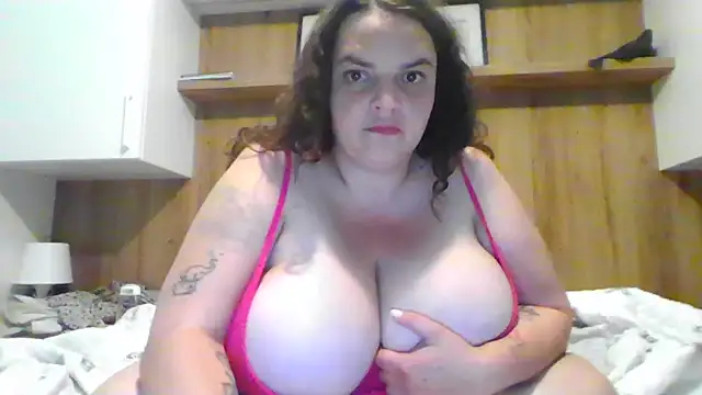 Snapshot of Lantti_Irres chatting on 07-12-26, 09:39 Lantti Irres online show from 07-12-26, 09:39