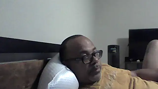 Snapshot of dababyboii chatting on 04-14-26, 03:01 dababyboii online show from 04-14-26, 03:01