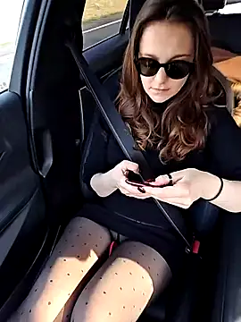 Snapshot of Tinas5 chatting on 03-04-26, 07:58 Tinas5 online show from 03-04-26, 07:58