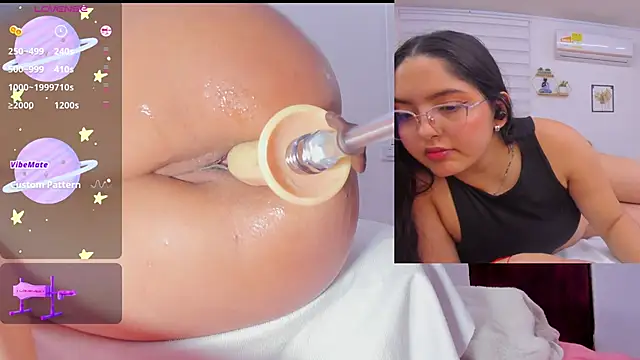 Snapshot of sofi_velez chatting on 02-22-25, 04:29 sofi velez online show from 02-22-25, 04:29