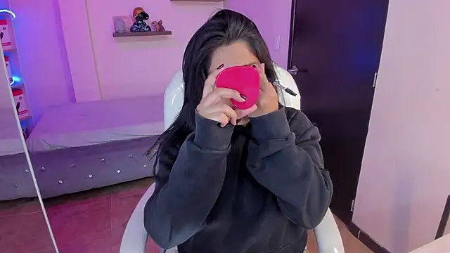 Catalinaa martinez online show from 01-17-25, 08:44