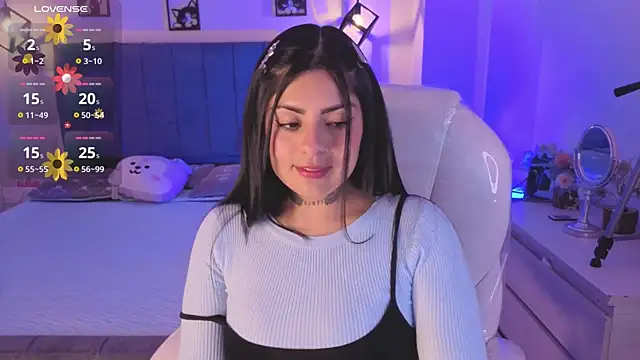 Catalinaa martinez online show from 10-23-25, 03:50