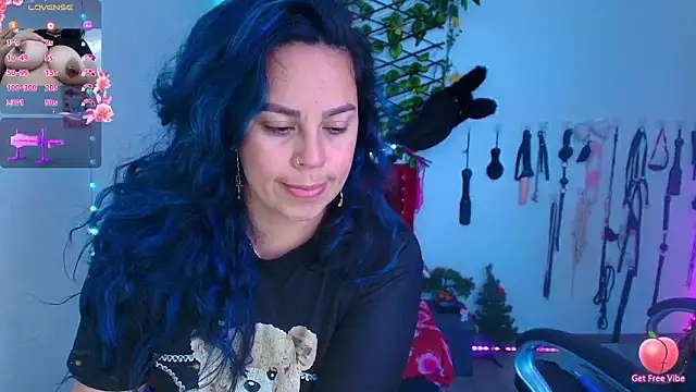 Snapshot of elektra_32 chatting on 02-28-26, 06:03 elektra 32 online show from 02-28-26, 06:03