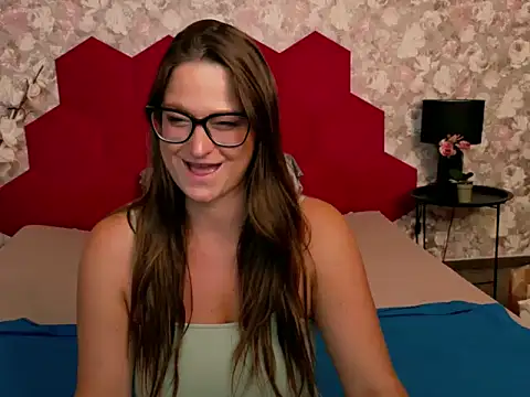 VictoriaCage online show from 05-31-26, 03:30