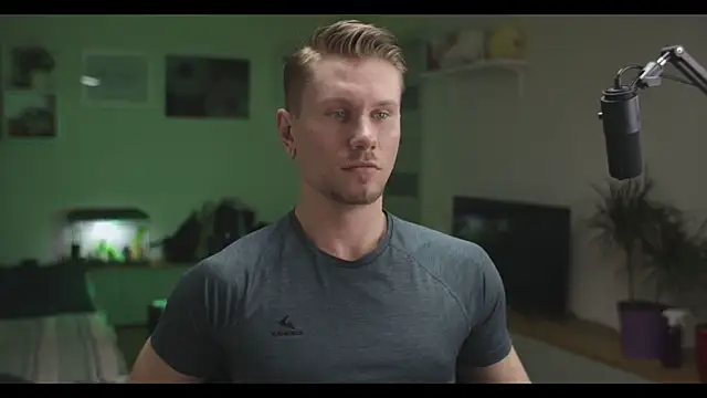 Snapshot of kevin-park chatting on 02-07-25, 02:58 kevin-park online show from 02-07-25, 02:58