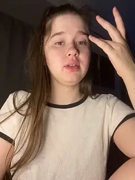 Snapshot of HornyGirlH chatting on 11-06-25, 03:07 HornyGirlH online show from 11-06-25, 03:07