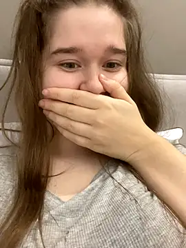 Snapshot of HornyGirlH chatting on 12-04-25, 01:48 HornyGirlH online show from 12-04-25, 01:48