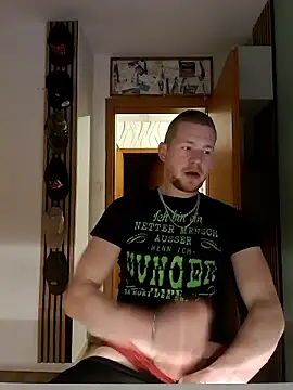 Snapshot of Playbunniboy chatting on 01-07-26, 08:00 Playbunniboy online show from 01-07-26, 08:00