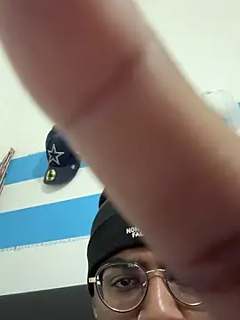 Snapshot of samuchoco21 chatting on 01-02-25, 11:41 samuchoco21 online show from 01-02-25, 11:41