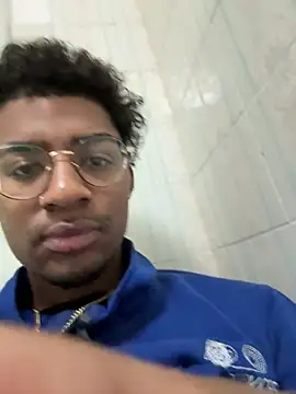 Snapshot of samuchoco21 chatting on 02-27-25, 11:41 samuchoco21 online show from 02-27-25, 11:41