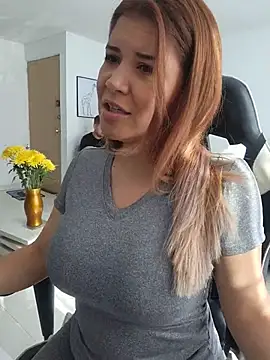 Snapshot of jnilu1227 chatting on 02-09-26, 01:48 jnilu1227 online show from 02-09-26, 01:48