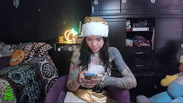 Lilmarieee online show from 12-24-24, 02:54