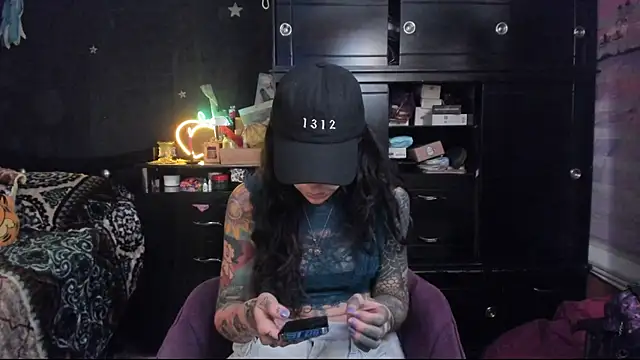 Lilmarieee online show from 01-25-25, 10:28