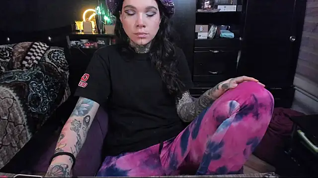 Lilmarieee online show from 02-20-25, 10:26