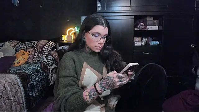Lilmarieee online show from 02-21-25, 10:26