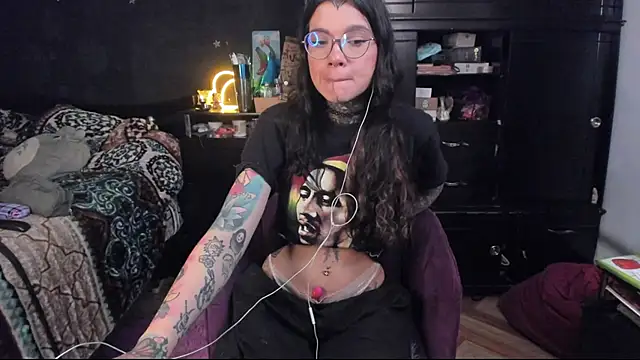 Lilmarieee online show from 03-07-25, 01:09