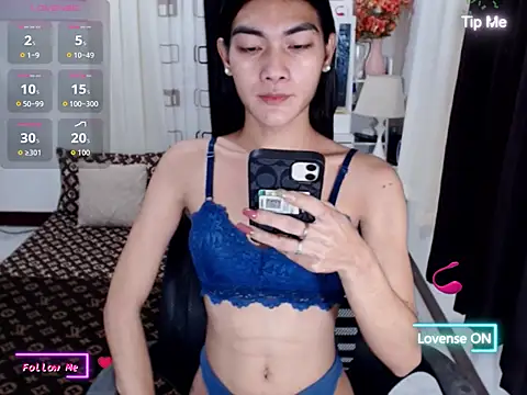 LAVIDALENATS online show from 11-24-25, 03:34