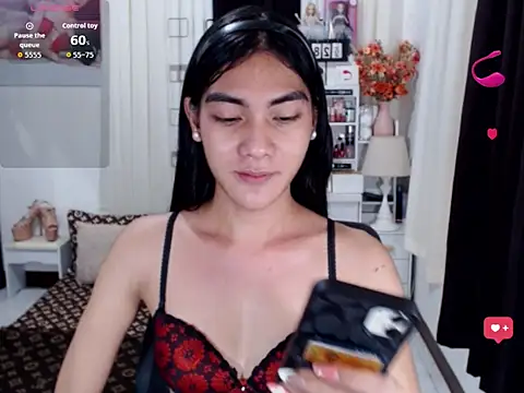 Snapshot of LAVIDALENATS chatting on 01-08-26, 08:38 LAVIDALENATS online show from 01-08-26, 08:38
