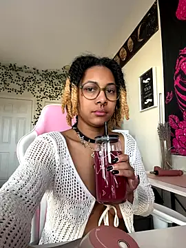 goddessxdreaxo online show from 11-11-25, 01:44