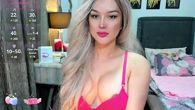 Snapshot of TwilightMistress69 chatting on 03-11-25, 04:43 TwilightMistress69 online show from 03-11-25, 04:43