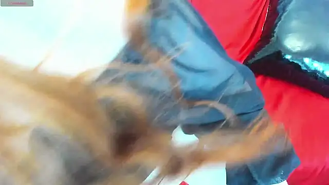 Snapshot of softlysoftlyasbeauty chatting on 02-18-25, 08:14 softlysoftlyasbeauty online show from 02-18-25, 08:14