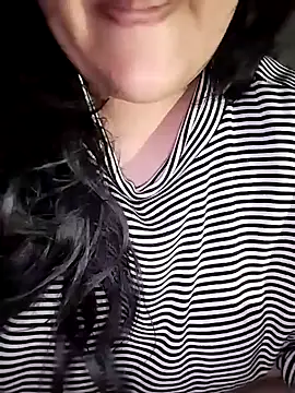 Snapshot of Annerae chatting on 09-11-25, 03:34 Annerae online show from 09-11-25, 03:34