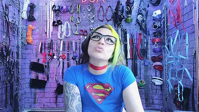 Snapshot of PANDORANEZZ chatting on 02-22-25, 04:40 PANDORANEZZ online show from 02-22-25, 04:40