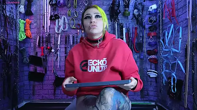 Snapshot of PANDORANEZZ chatting on 02-26-25, 02:48 PANDORANEZZ online show from 02-26-25, 02:48