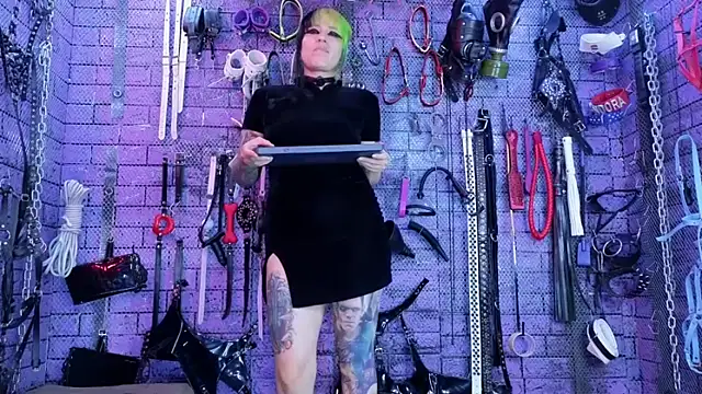 PANDORANEZZ online show from 06-18-26, 11:42