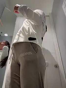 YOUR-KARINA online show from 12-28-24, 06:39