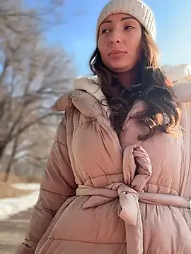 YOUR-KARINA online show from 01-04-25, 07:13