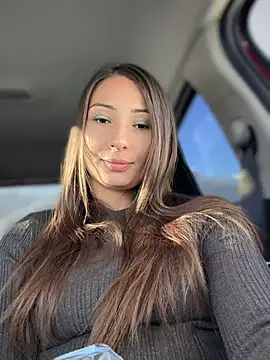 YOUR-KARINA online show from 01-10-25, 04:12