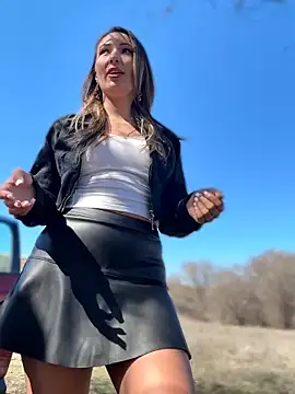 YOUR-KARINA online show from 03-29-26, 05:40